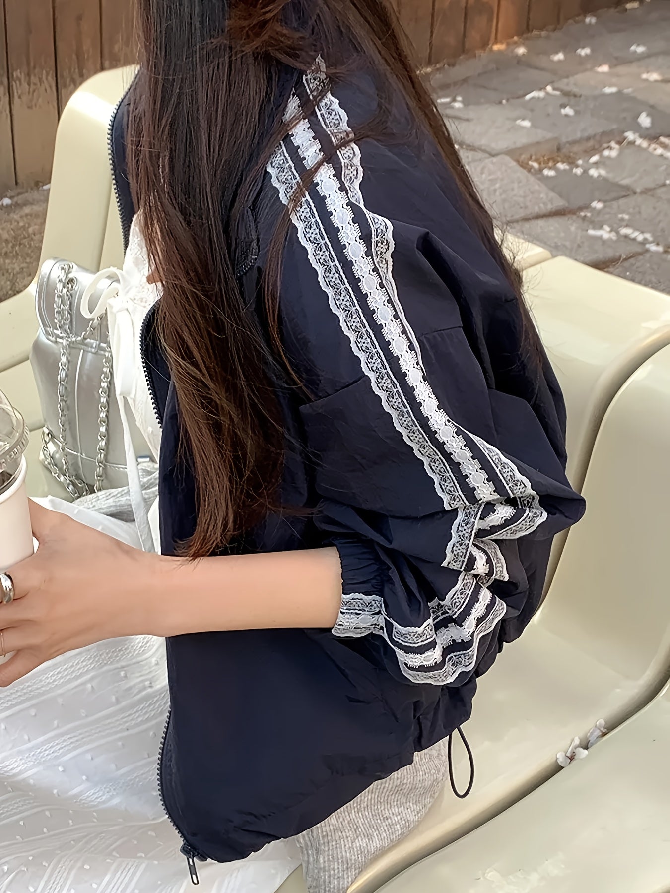 Contrast Lace Splicing Jacket for Women - 2025 Spring\u002FAutumn New Casual Loose Fit Versatile Trendy Top