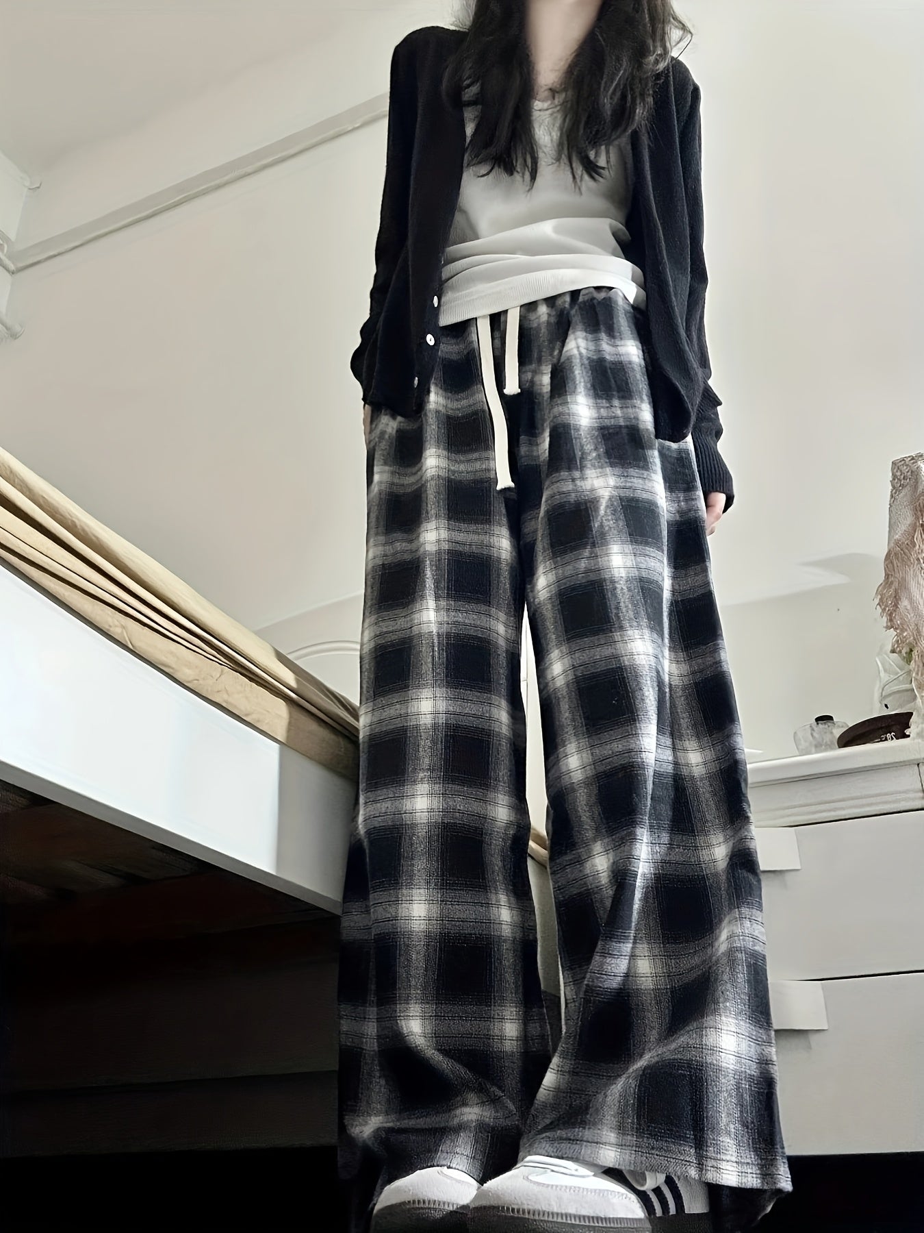 Women's Casual Plaid Wide Leg Pants - Loose Fit, Long Length, Summer Style, Black & White Geometric Pattern, Hand Wash Only, Perfect for Outdoor Leisure, Relaxed Outfit, Oversized Fashion, Flowy Fabric