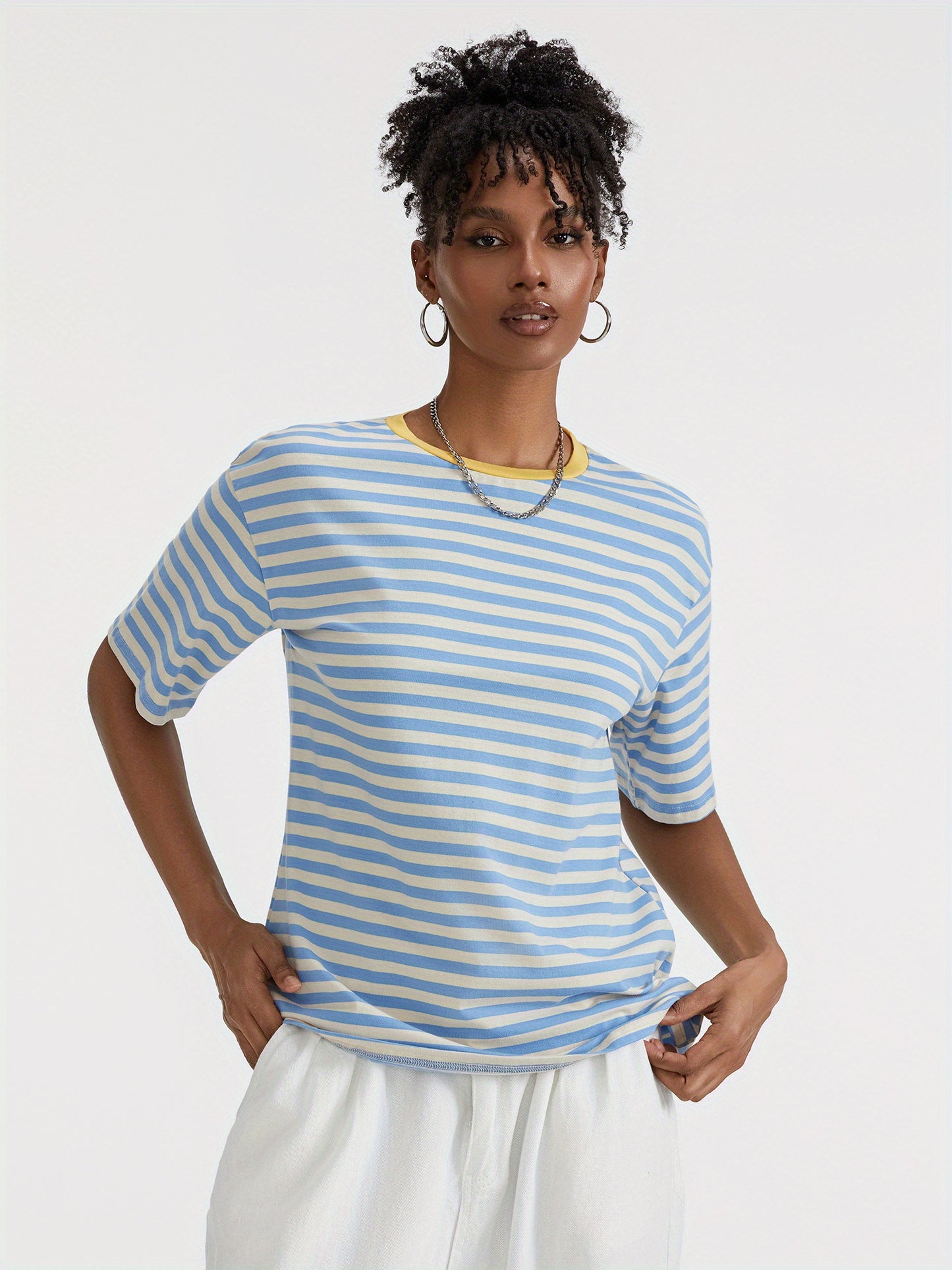 Women Short Sleeve T-Shirts Stripe Contrast Color Round Neck Shirts Summer Casual Loose Fit Tops Streetwear