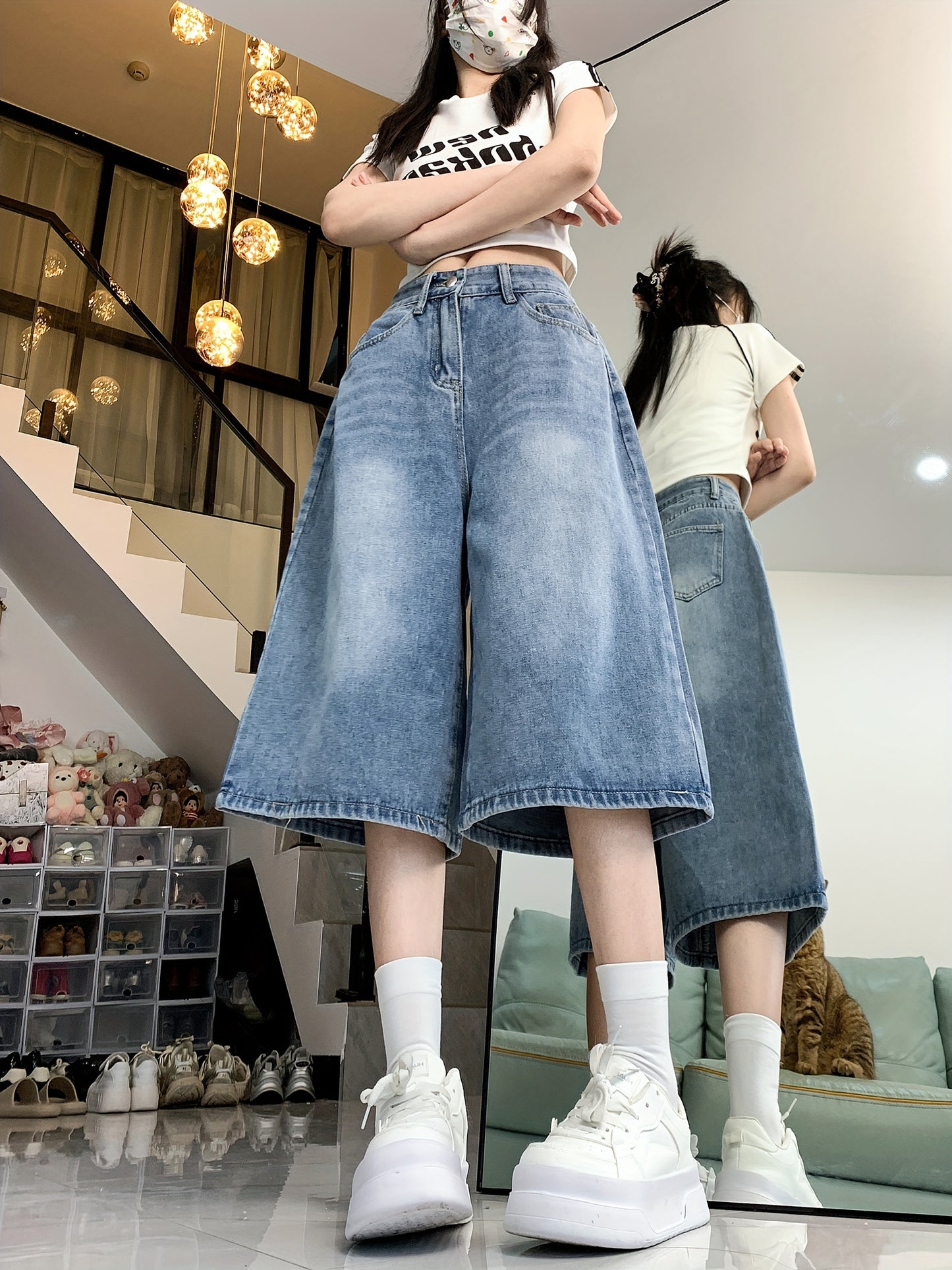 Women'S High-Waisted Denim Shorts, Casual Straight Leg Button Fly Jean Capris, Solid Color, Slight Stretch, with Washed Detail, for Spring\u002FSummer