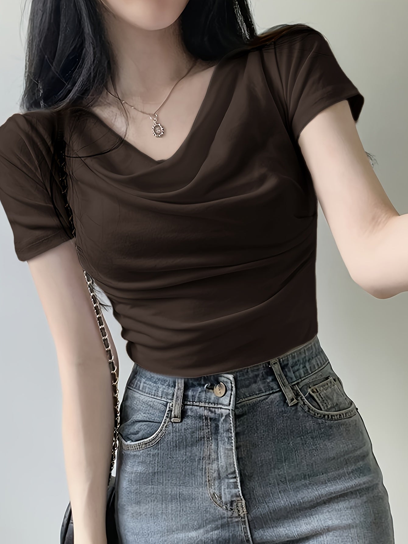 Women's Elegant Solid Color Coffee Brown Short Sleeve Shirt - Round Neck Summer Casual Blouse, Machine Washable & Dry Cleanable, Versatile for Office & Casual Attire, Easycare Clothing, Sophisticated Casual, Comfortable Fit