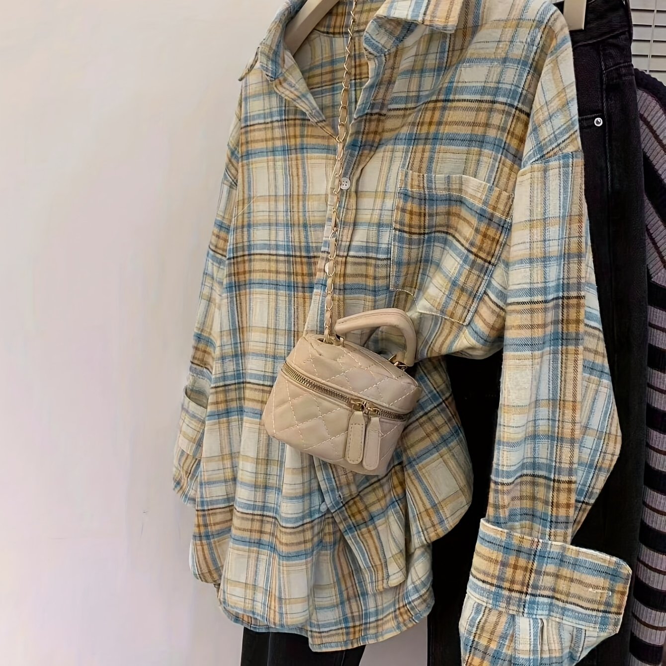 Women'S Vintage Plaid Button-Up Shirt Jacket with Pockets - Long Sleeve, Lapel Collar, Casual Style, Orange & White Checkered Pattern, Perfect for Casual Attire, Allseason Jacket | Classic Checkered Jacket | Structured Design