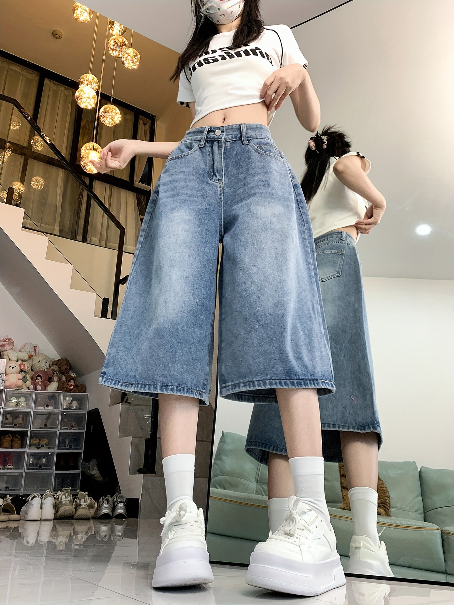 Women'S High-Waisted Denim Shorts, Casual Straight Leg Button Fly Jean Capris, Solid Color, Slight Stretch, with Washed Detail, for Spring\u002FSummer