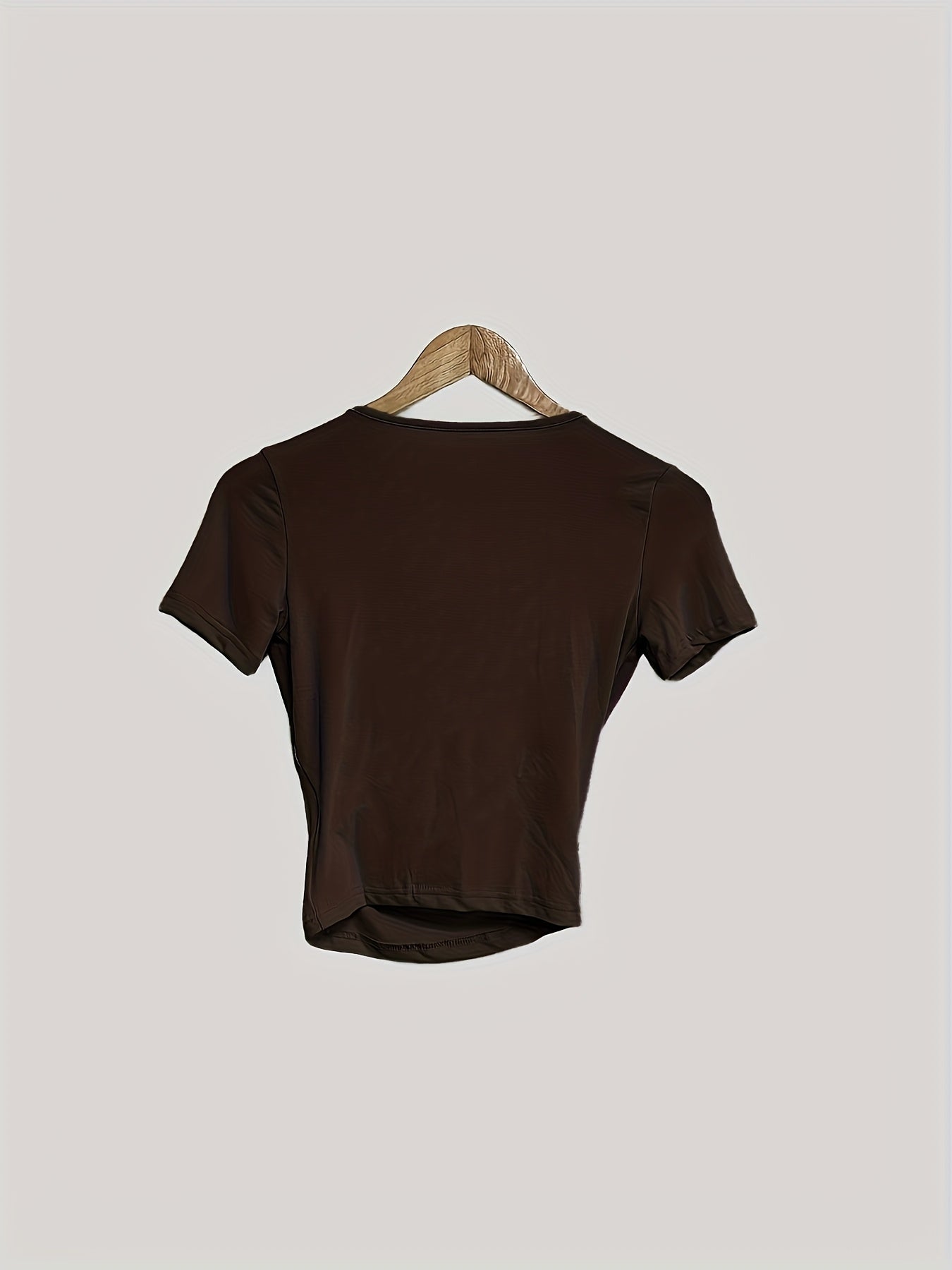 Women's Elegant Solid Color Coffee Brown Short Sleeve Shirt - Round Neck Summer Casual Blouse, Machine Washable & Dry Cleanable, Versatile for Office & Casual Attire, Easycare Clothing, Sophisticated Casual, Comfortable Fit