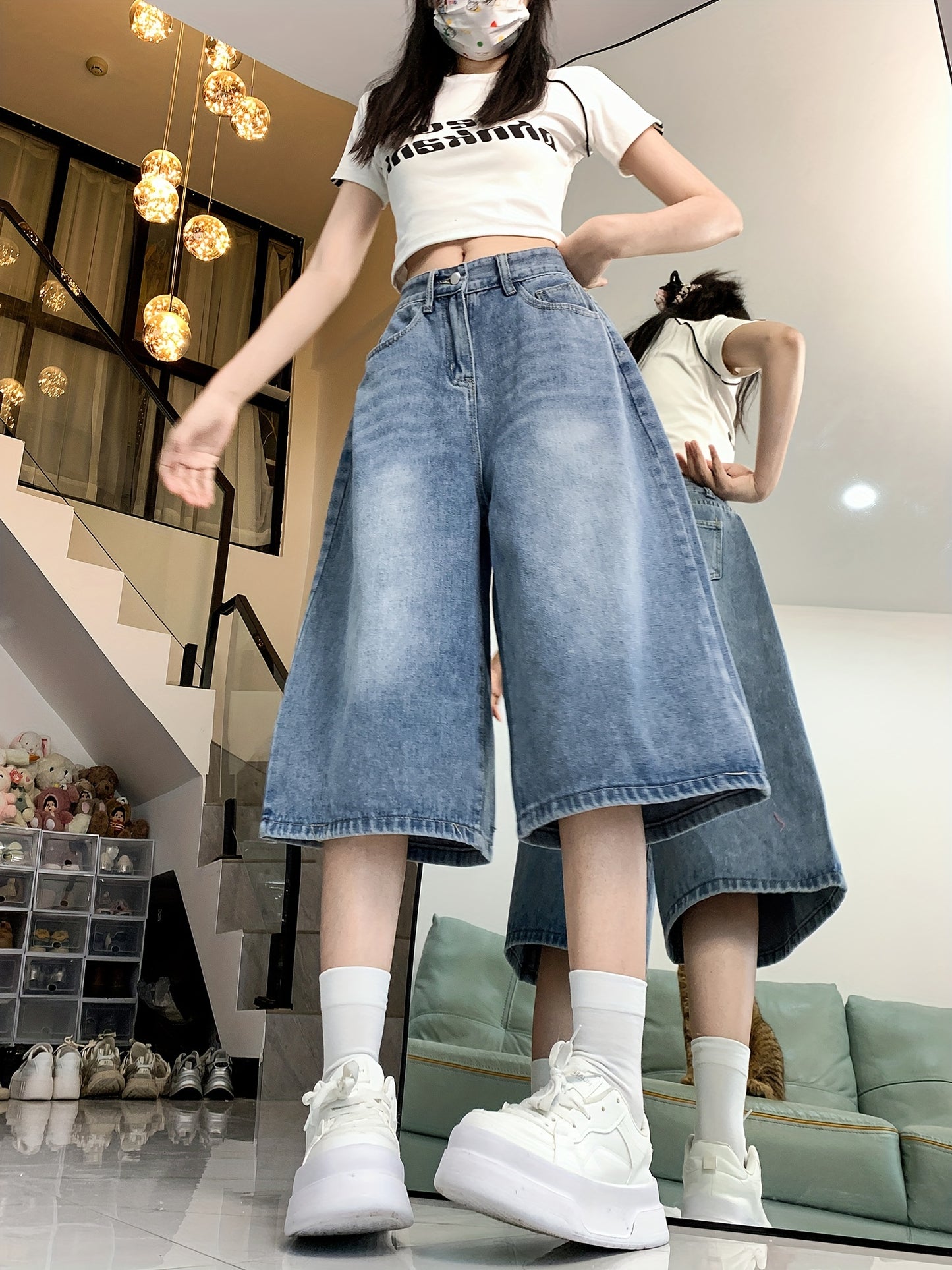 Women'S High-Waisted Denim Shorts, Casual Straight Leg Button Fly Jean Capris, Solid Color, Slight Stretch, with Washed Detail, for Spring\u002FSummer
