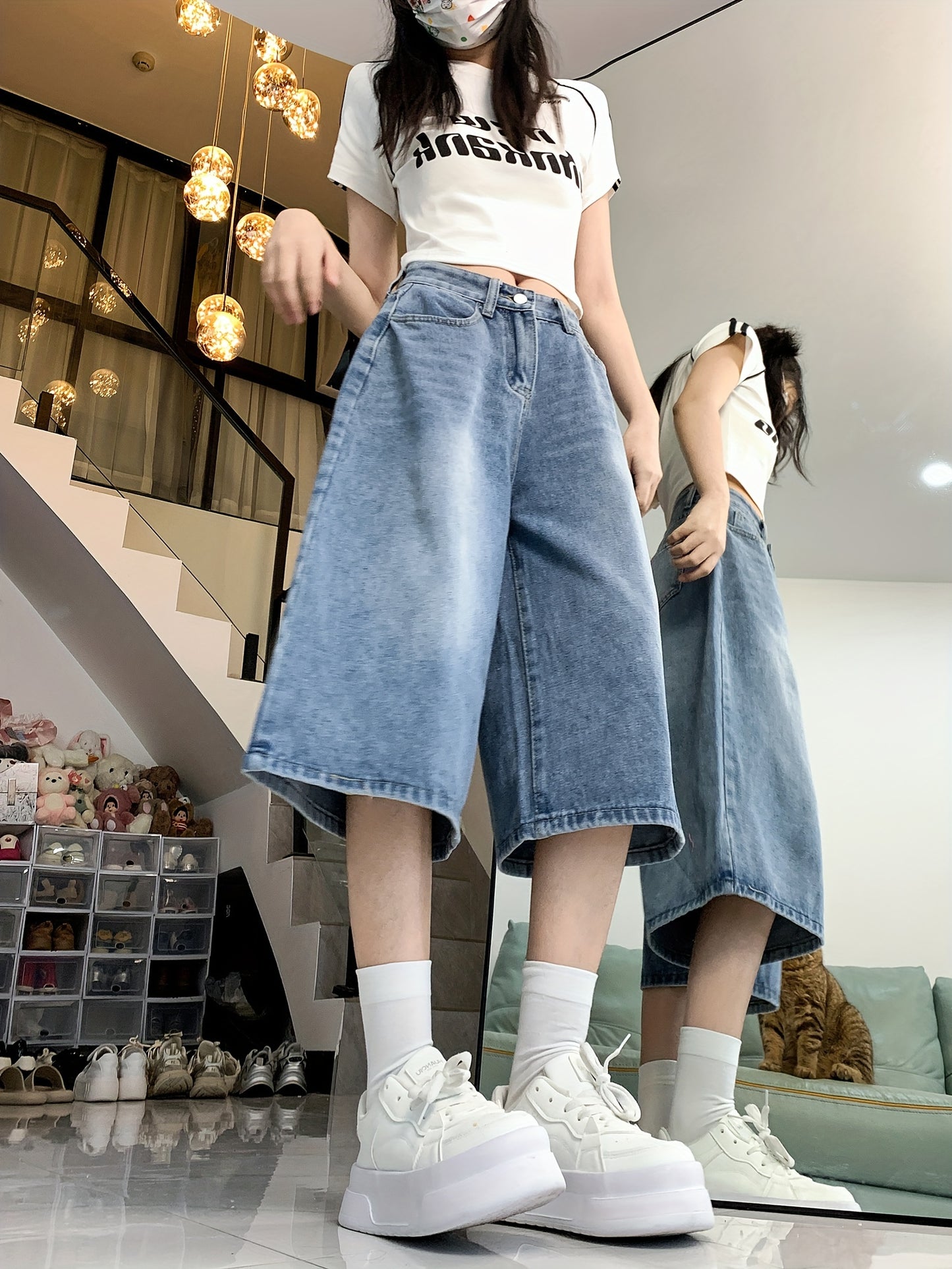 Women'S High-Waisted Denim Shorts, Casual Straight Leg Button Fly Jean Capris, Solid Color, Slight Stretch, with Washed Detail, for Spring\u002FSummer
