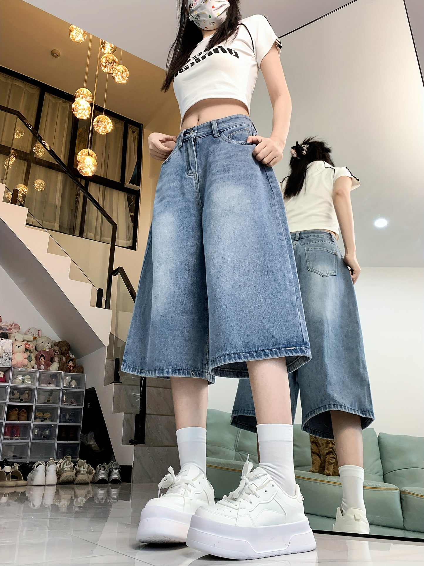 Women'S High-Waisted Denim Shorts, Casual Straight Leg Button Fly Jean Capris, Solid Color, Slight Stretch, with Washed Detail, for Spring\u002FSummer